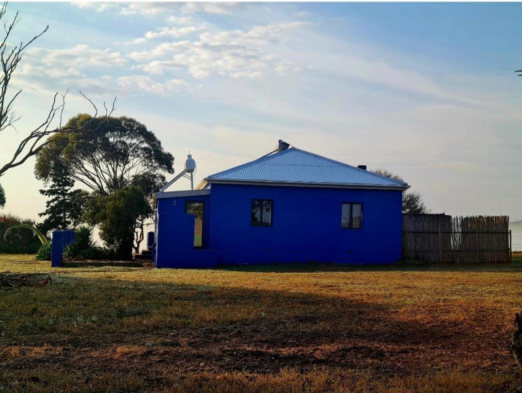Die Blouhuis Farmhouse Retreat With A Hot Tub Cloeteskraal Exterior foto